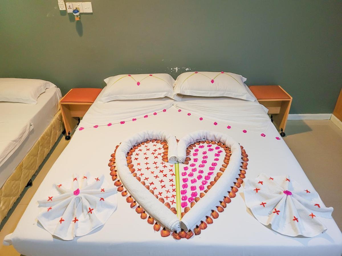 Serene Sky Guest House Thoddoo Ngoại thất bức ảnh